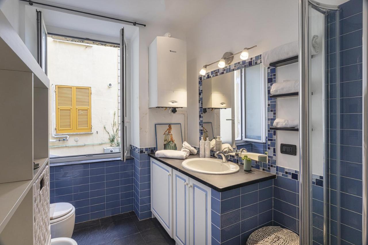 Santa Chiara Apartment By Wonderful Italy Genoa Exterior photo